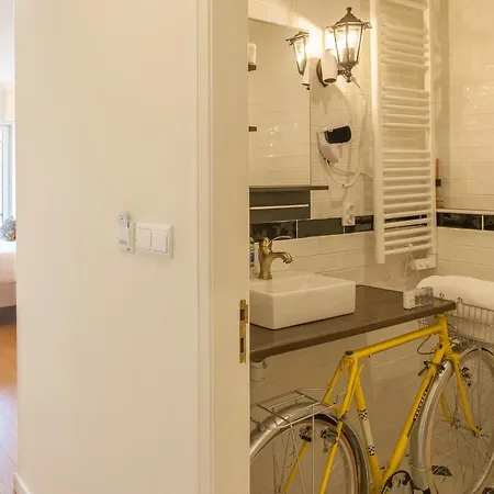 Dom Dinis Apartment Lisbon