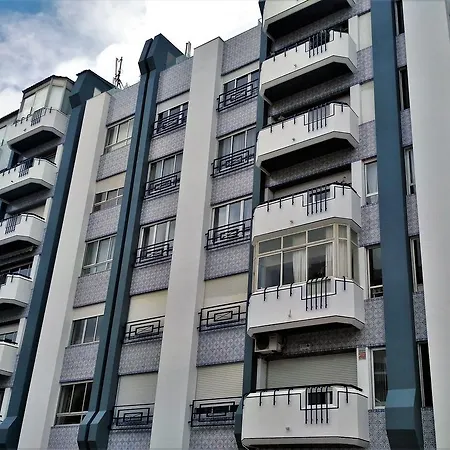 Dom Dinis Apartman